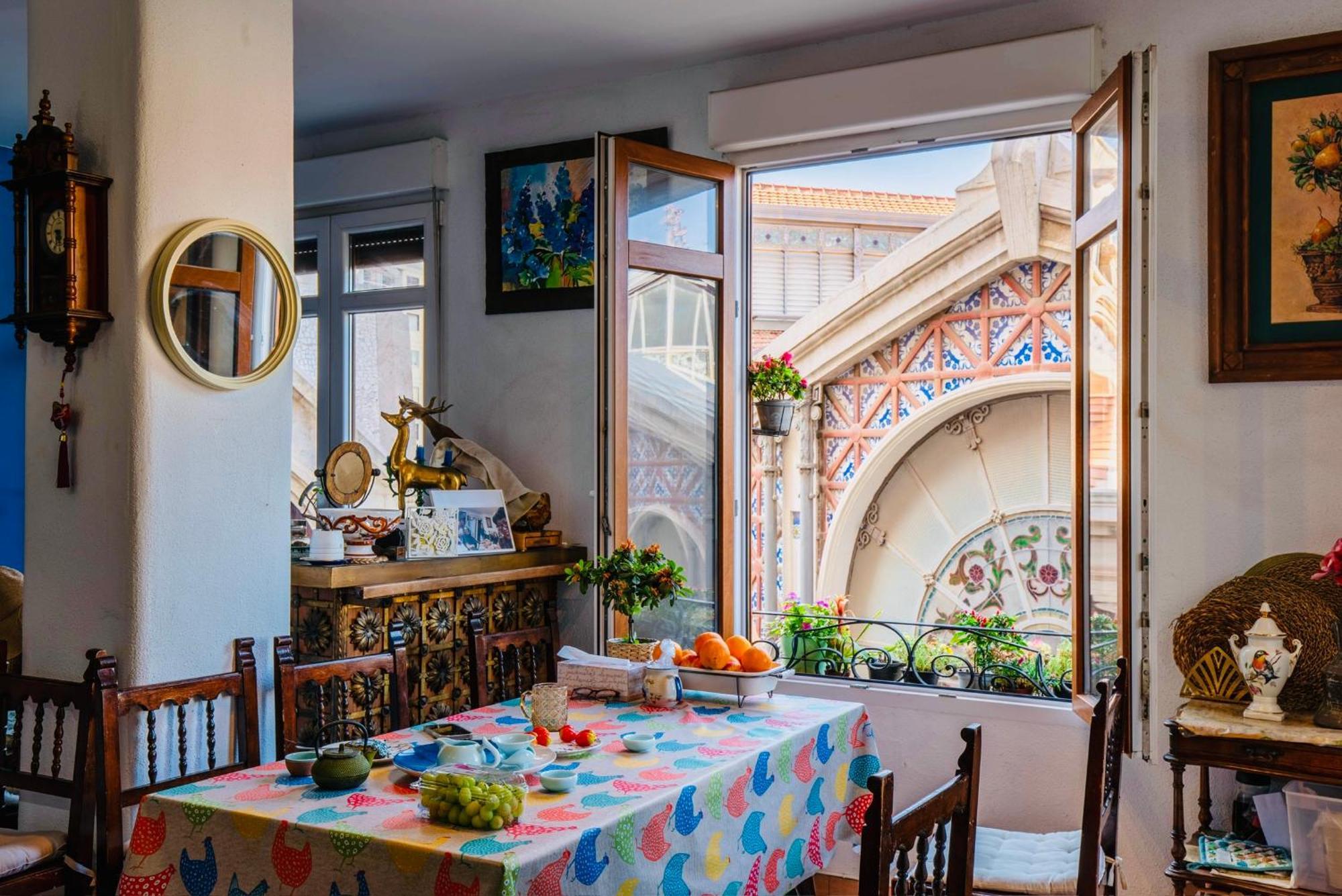 Mirador 2 Del Mercado Central - Habitacion Con Bano Privado En El Centro De La Ciudad Vella Valência Exterior foto